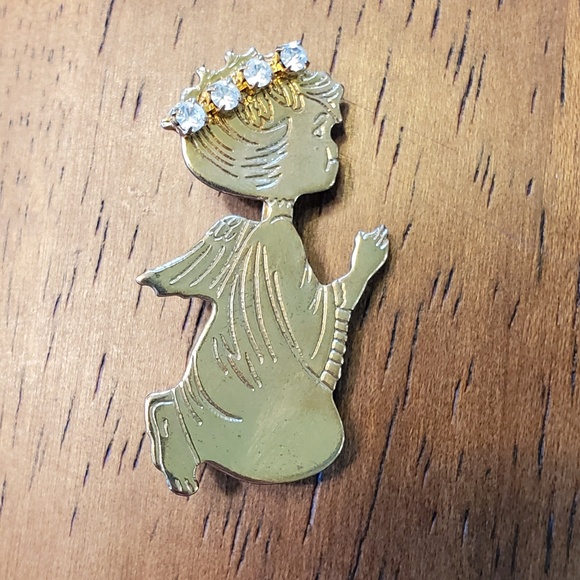 Vintage 1980s Angel Brooch - Picture 1 of 4